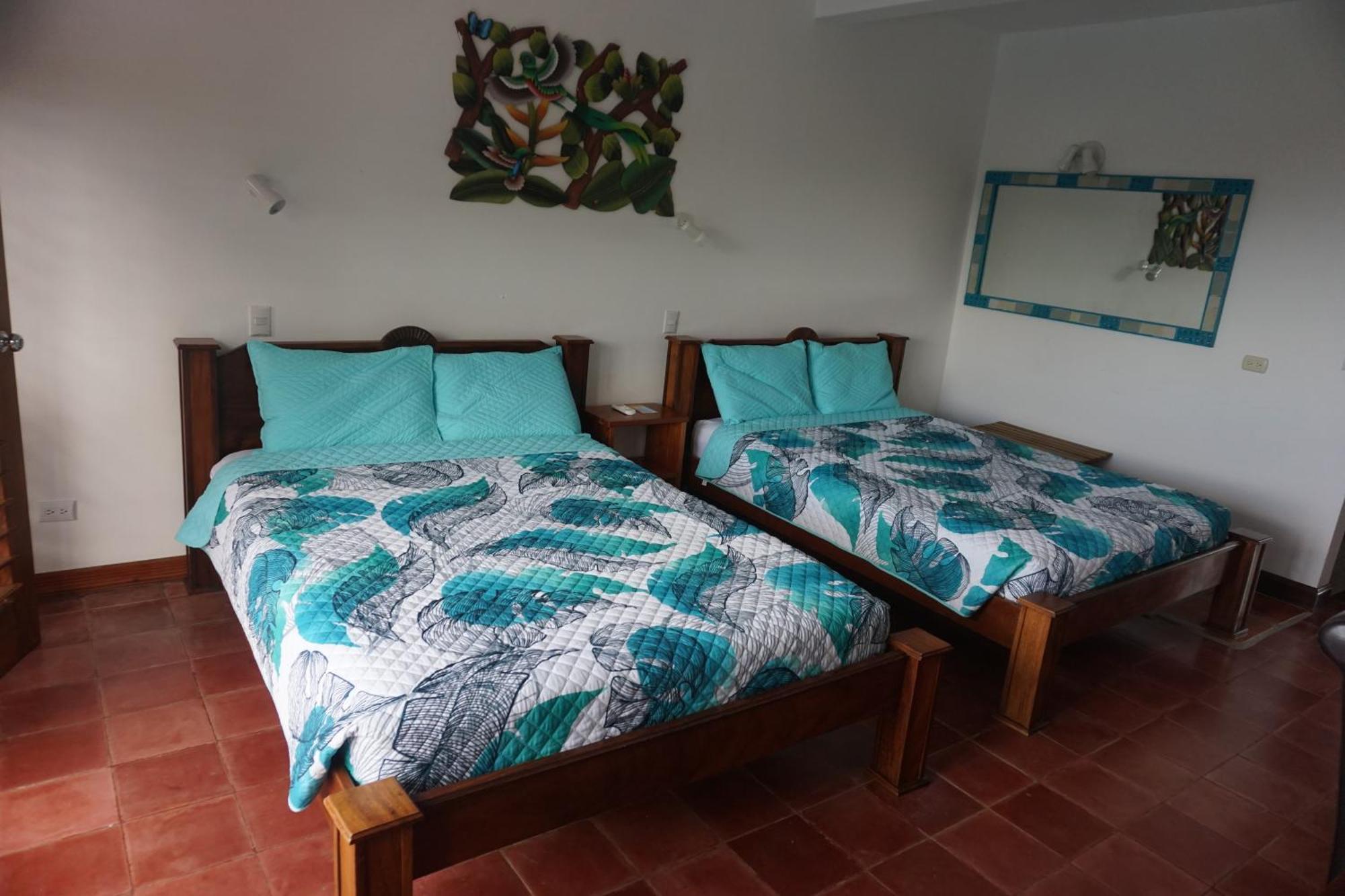 Hotel Planeta Sano Мануэль-Антонио Экстерьер фото