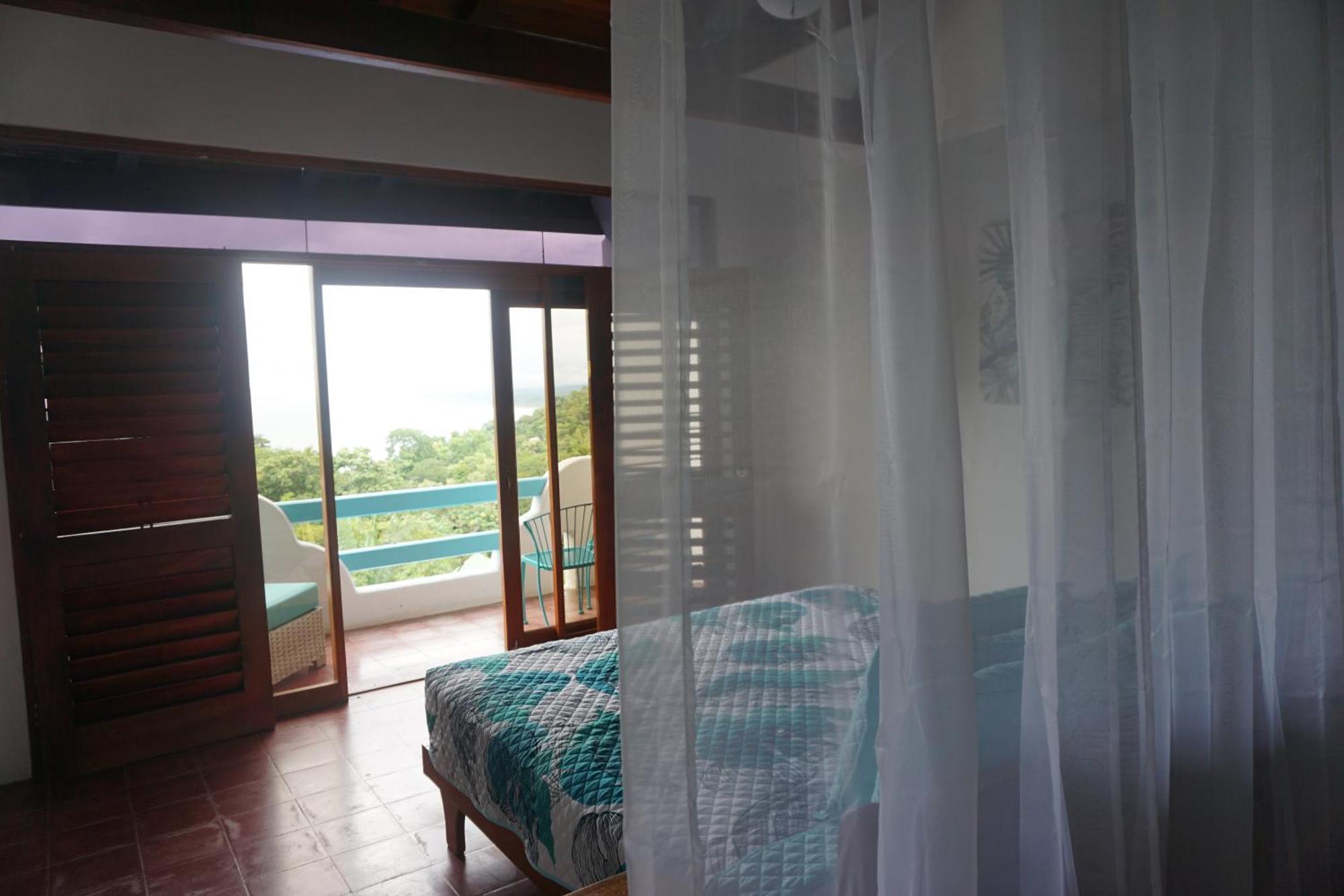 Hotel Planeta Sano Мануэль-Антонио Экстерьер фото