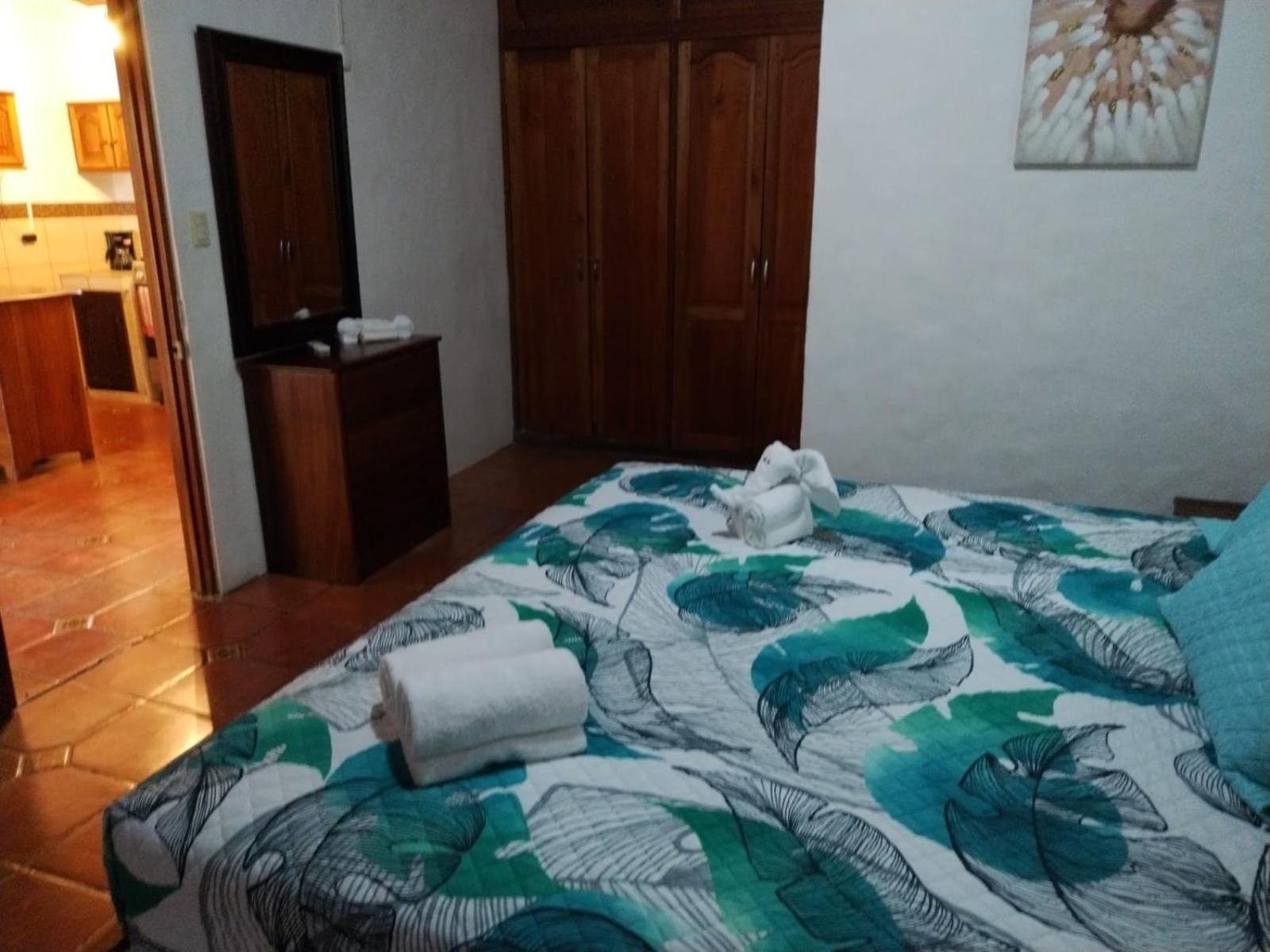Hotel Planeta Sano Мануэль-Антонио Экстерьер фото